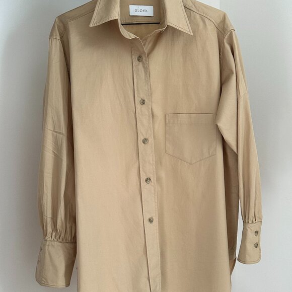 SLOAN O/S Oversized Crisp, Khaki Button-down Boyfriend Shirt - Picture 2 of 8